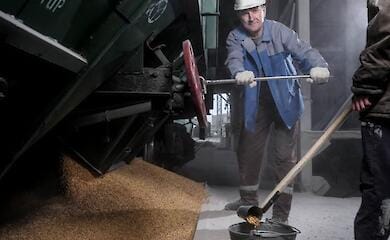 A photo exhibition dedicated to Ukrzaliznytsya employees is held in Germany (photo)