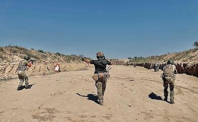 Mobilised maritime border guards prepare to defend the country (photo report)