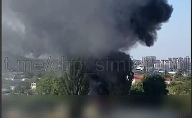 In Crimea heard explosion, military unit on fire