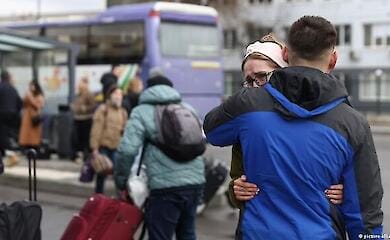 Why some refugees stay in the EU while others return to Ukraine: six stories