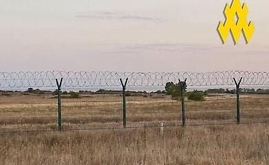 Guerrillas sneak into the occupants' airfield in Crimea