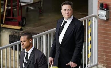 Musk urged the world to sympathise with Russian occupiers