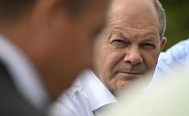 German chancellor makes statement on military support for Ukraine