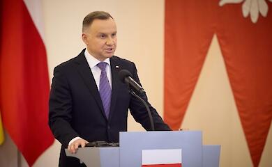 Polish president calls emergency meeting over airspace violation