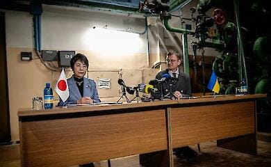 Japan's foreign minister gave a briefing at a hideout in Kyiv