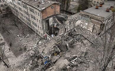 Rocket shelling in Kyiv: rescue operations in a multi-storey building completed