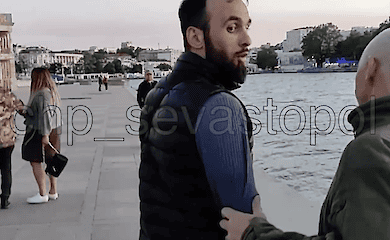 In Sevastopol, an occupier attacked a girl for refusing to dance a lezginka with him 