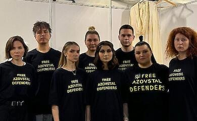 Ukrainians fined at Eurovision for wearing T-shirts calling for the release of Azovstal defenders