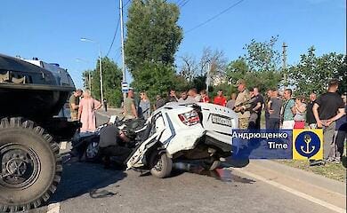 Russian soldiers cause road accident in occupied Mariupol, civilian killed
