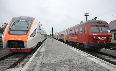 Ночной обстрел: поезда изменили маршруты, на Днепропетровщине погибли железнодорожники