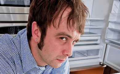 Why perpetual bachelors and bachelorettes are different from those in a couple: new study by psychologists