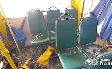 Russians attacked a minibus in Kherson with a drone, one person killed, many injured 