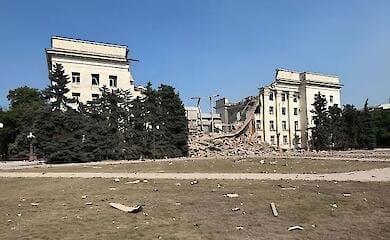 Russians destroyed Kherson regional administration: photo of the consequences