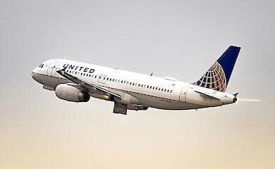 For the first time in nearly two decades: a direct flight from the US has landed in Greenland's capital city