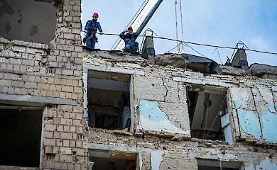 Kiev completes debris removal after missile strike that killed nine people