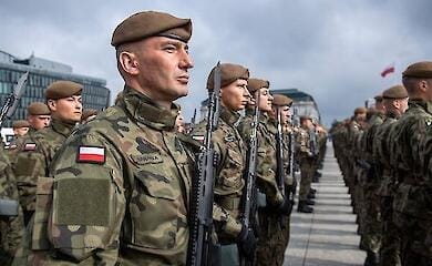 Poles show negative attitude towards military aid to Ukraine - poll