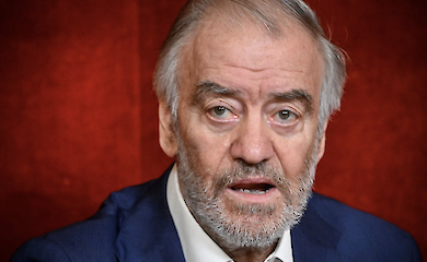 Italy has cancelled a concert by a pro-Russian conductor