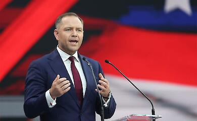 Polish president vetoes social assistance for Ukrainians: what changes to expect