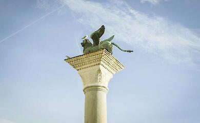 Winged lion from Venice could have been created in China and brought back by Marco Polo's family - study