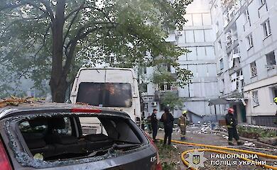 Russian missile hits multi-storey building in Dnipro: a man killed, 26 others injured