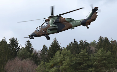 French army admits possibility of stationing its troops in Ukraine in 2026