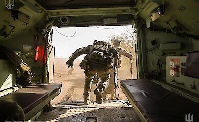 Europe persuades Ukrainian president to keep troops in Donbass - Bloomberg