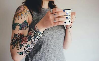 Do tattoos "protect" against melanoma? There is an important caveat