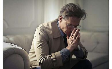 Disagreements about money reduce men's self-confidence