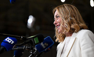 Maloney advocates for fair terms of peace agreement