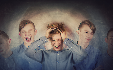 Scientists have found a possible common cause for two symptoms of schizophrenia