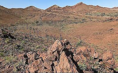 Traces of the earliest asteroid impact on Earth have been found in Australia