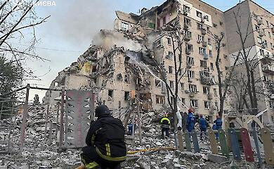 Kyiv: a residential building has been destroyed by a Russian attack; search and rescue operations are underway beneath the rubble, 2 July 2026