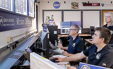 The probe that observed Pluto has woken up after a record-breaking hibernation